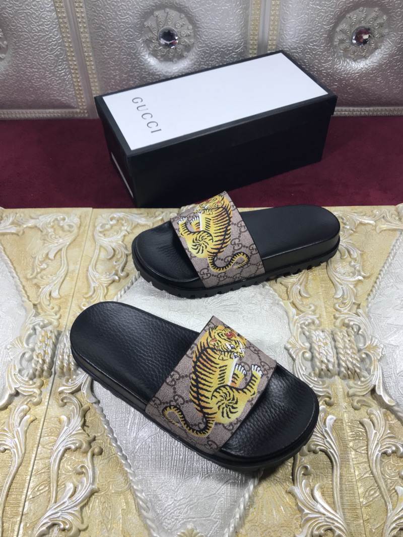 High Quality Gucci Black Rubber slide sandal With Tigers GO_GC004