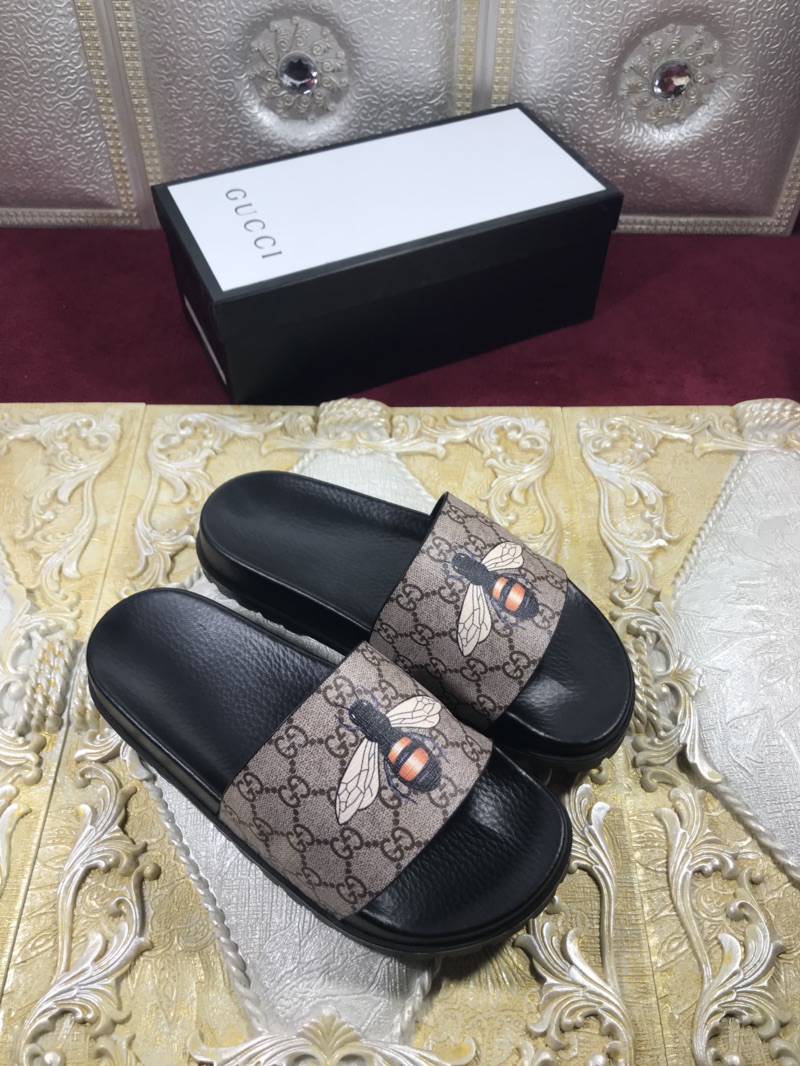 High Quality Gucci Black Rubber slide sandal With Bee GO_GC006