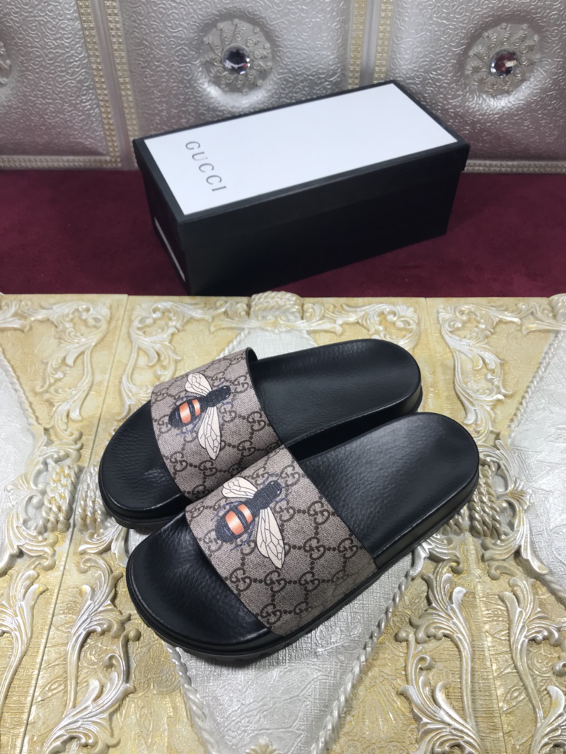 High Quality Gucci Black Rubber slide sandal With Bee GO_GC006