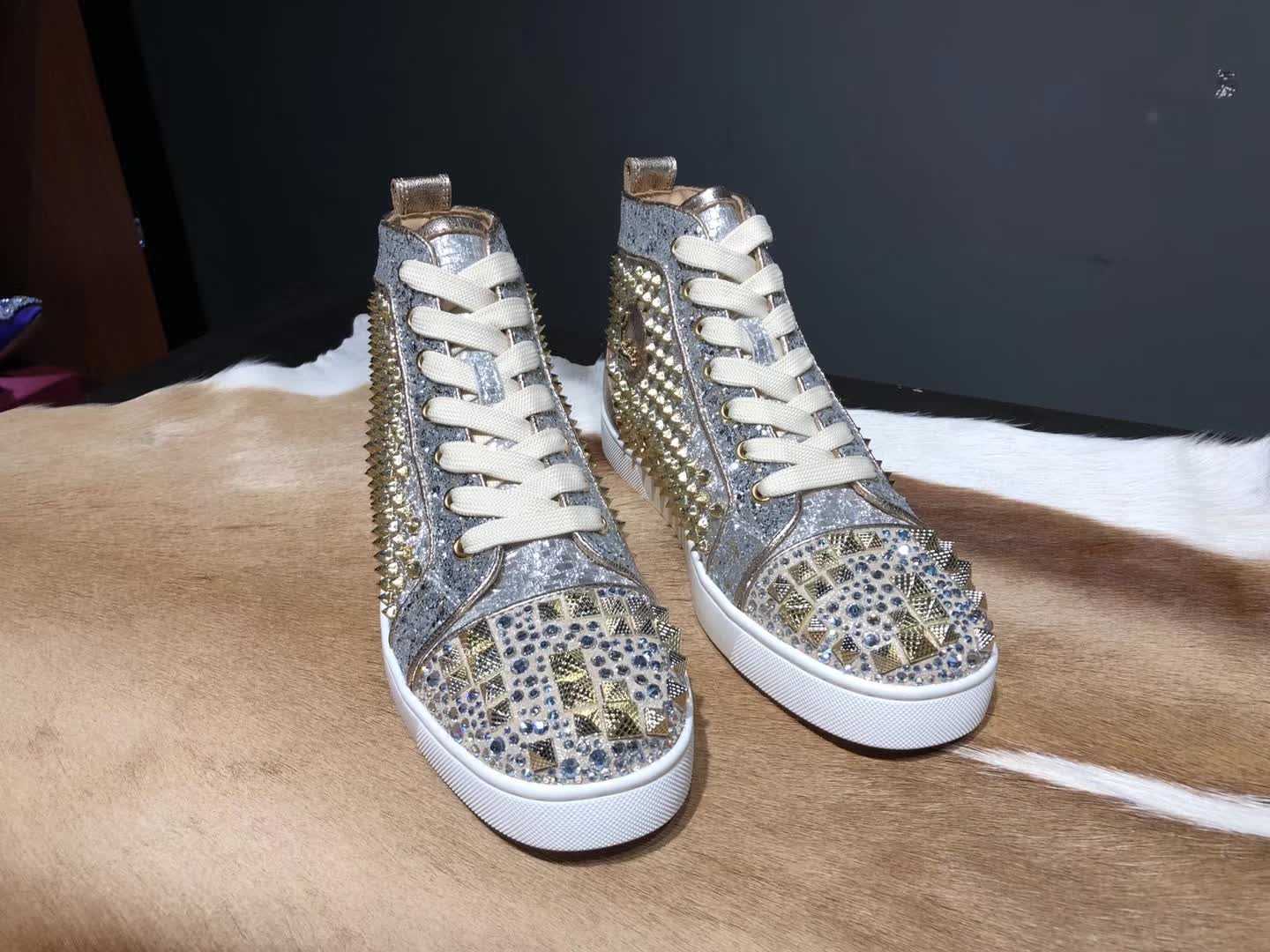 High Quality Christian Louboutin Sneakers JC026