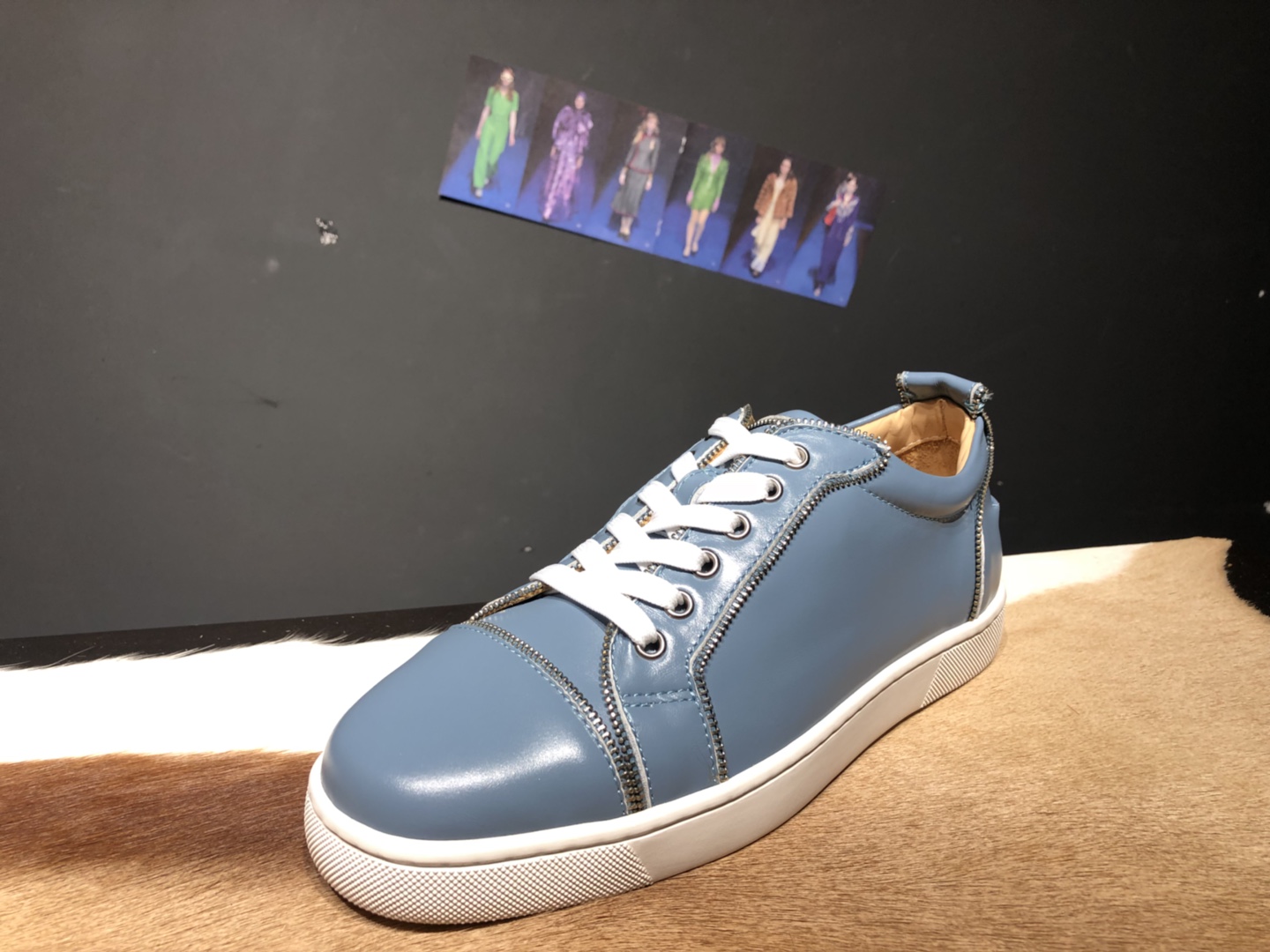 High Quality Christian Louboutin Sneakers JC002