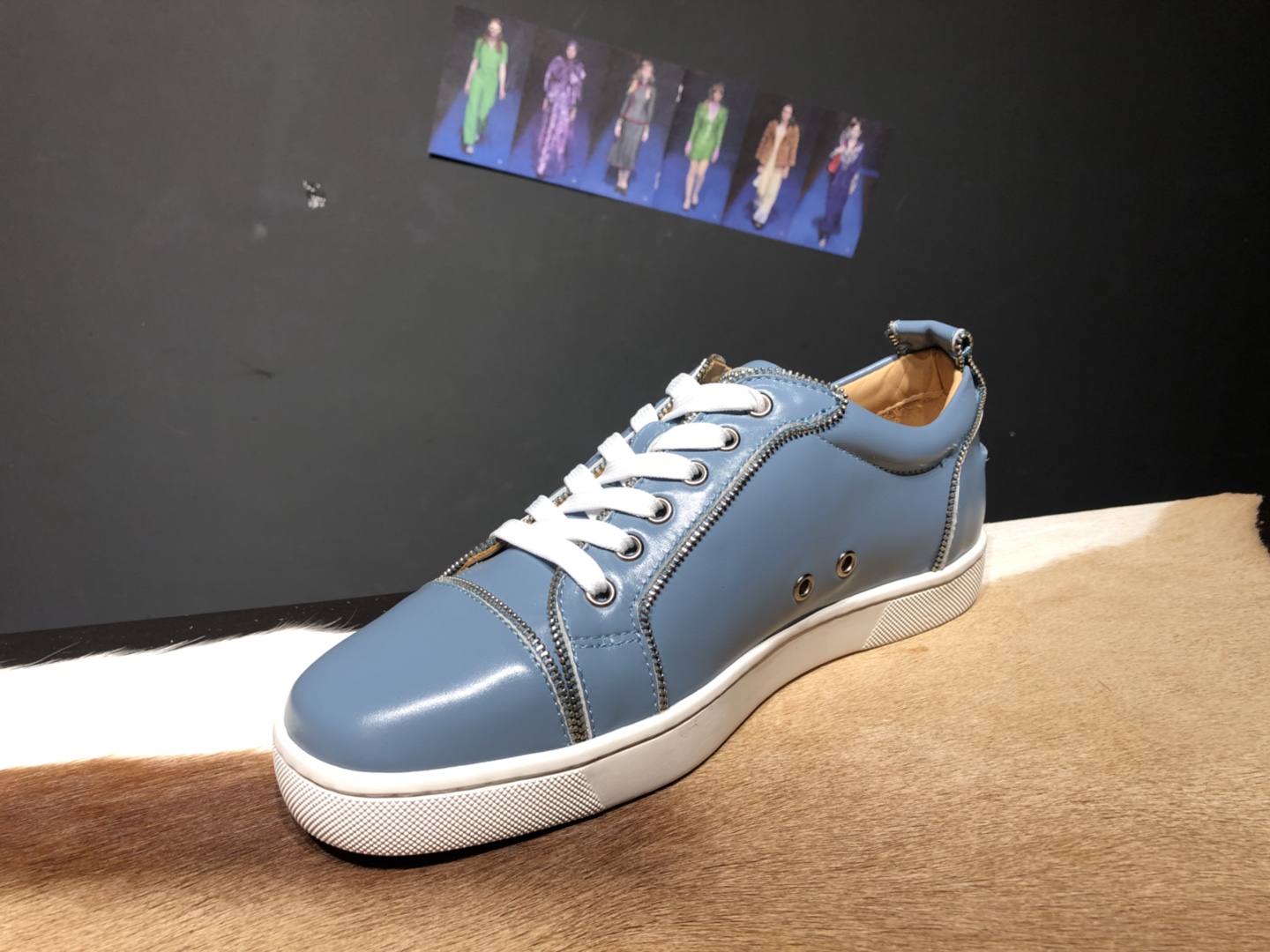 High Quality Christian Louboutin Sneakers JC002