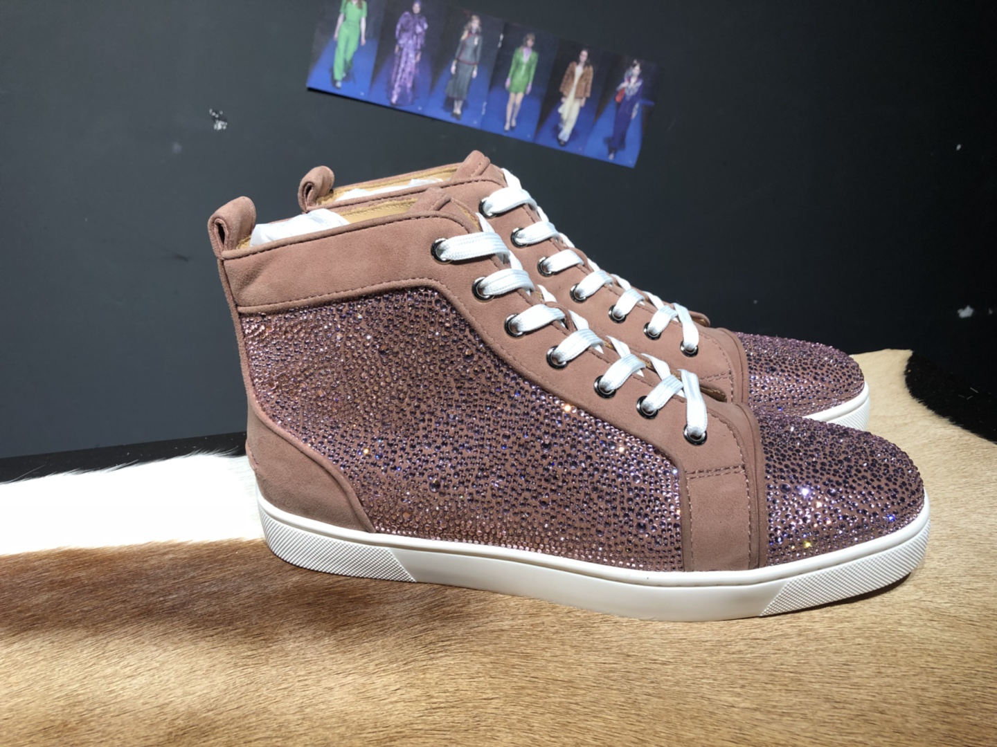 High Quality Christian Louboutin Sneakers JC001