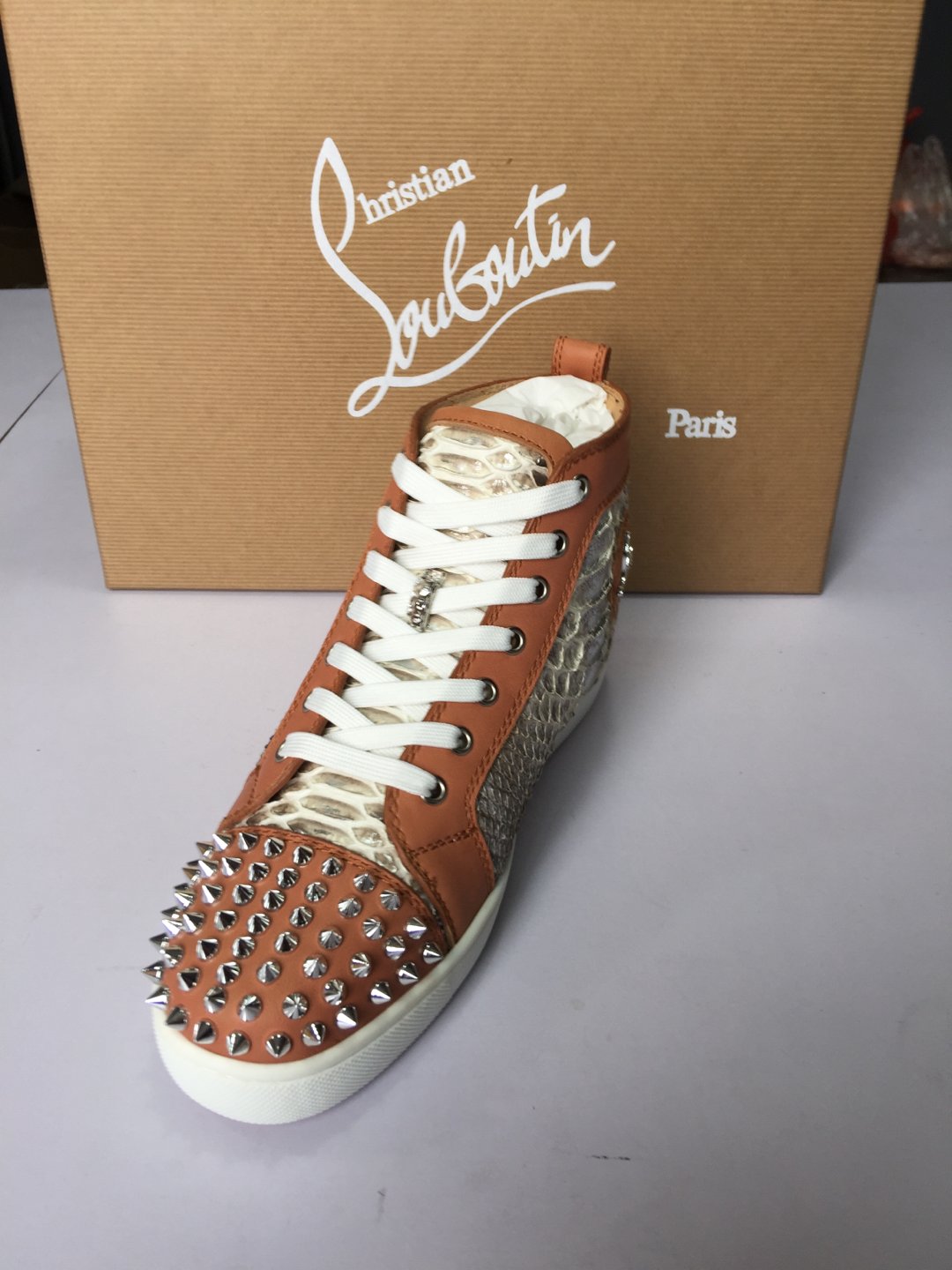 High Quality Christian Louboutin Sneakers CL007