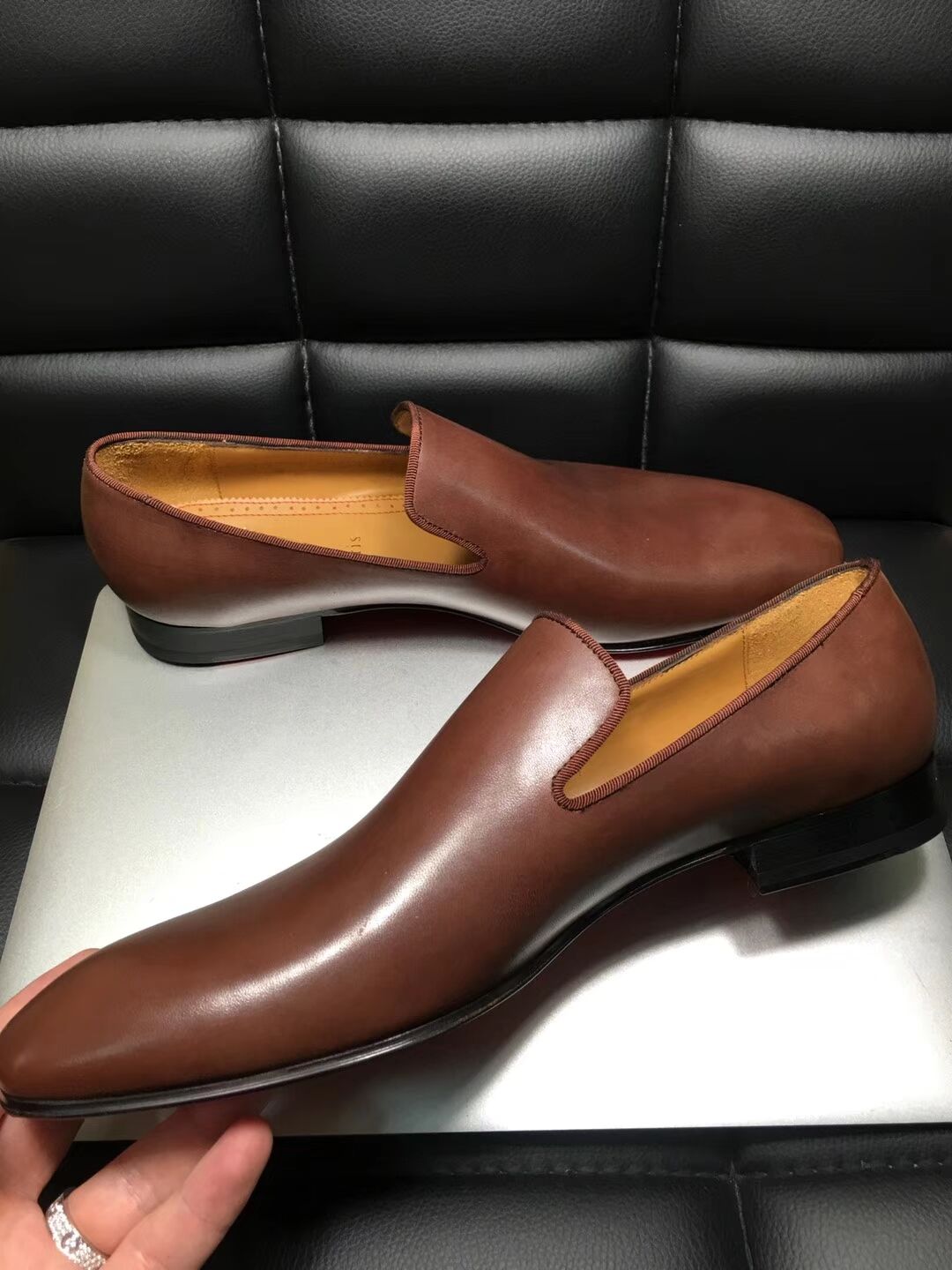 High Quality Christian Louboutin Flat Leather