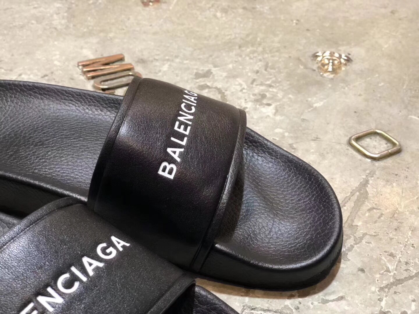 High Quality Balenciaga slide sandal BL005