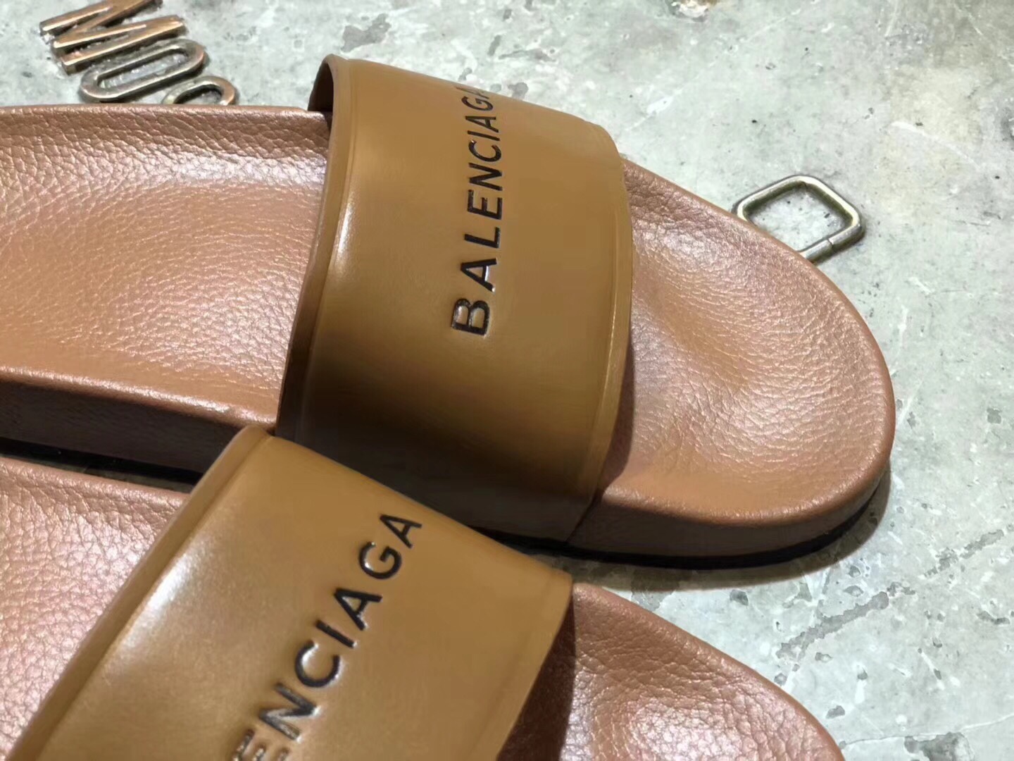 High Quality Balenciaga slide sandal BL004