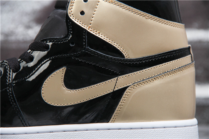 High Quality Air Jordan 1 Retro High Og Nrg Gold Top 3 Sneaker 7F9E8DFD3CD7