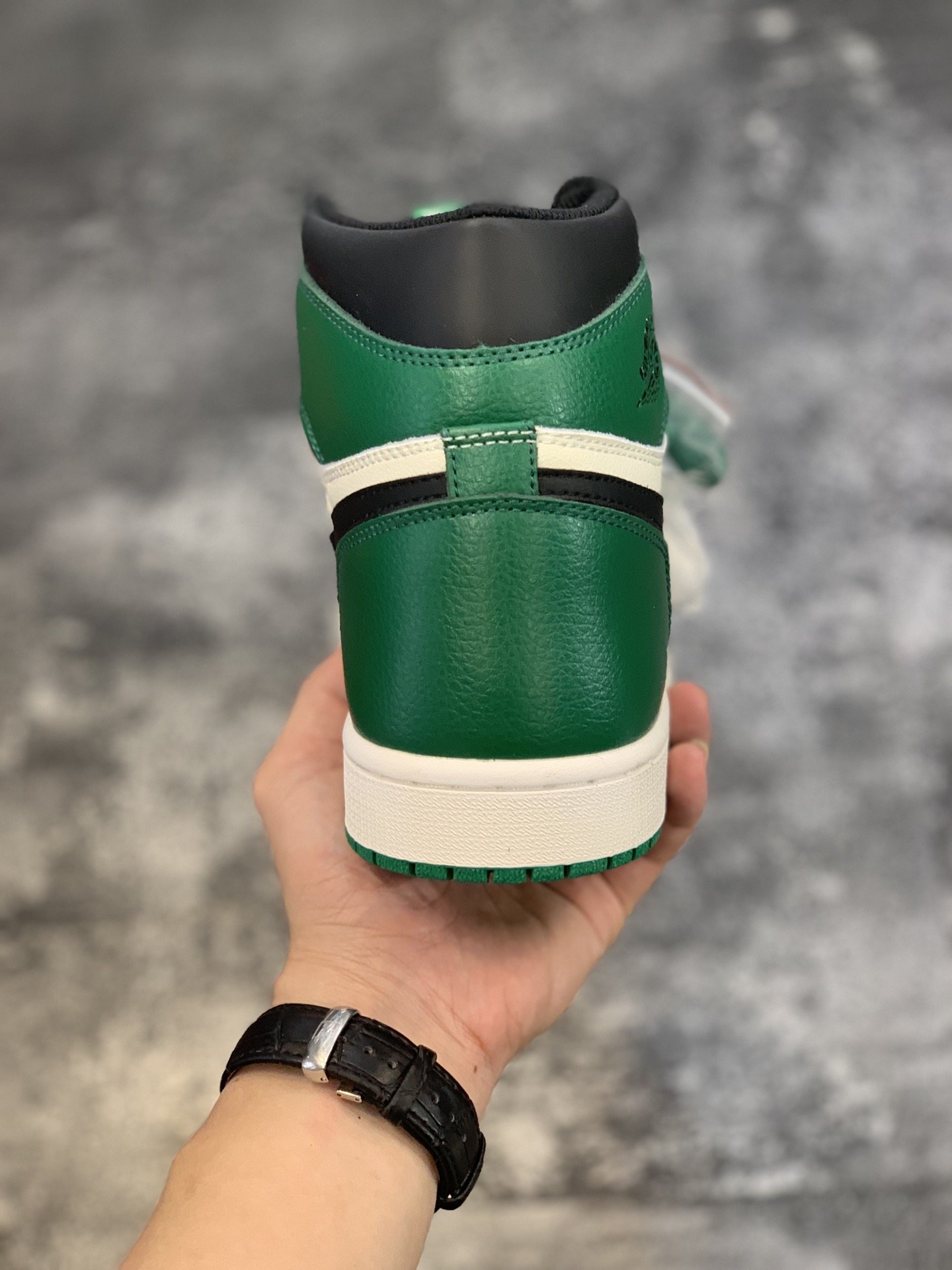 High Quality AIR JORDAN 1 HIGH OG “PINE GREEN”RETAIL VERSION READY TO SHIP