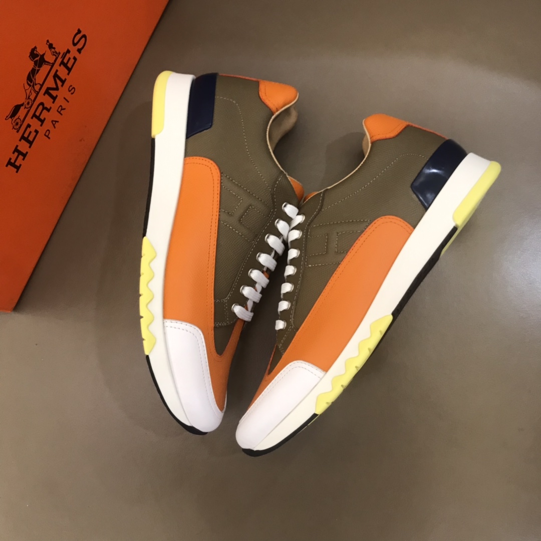 Hermes Sneaker TRAIL in Brown