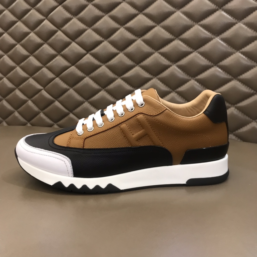 Hermes Sneaker TRAIL in Brown