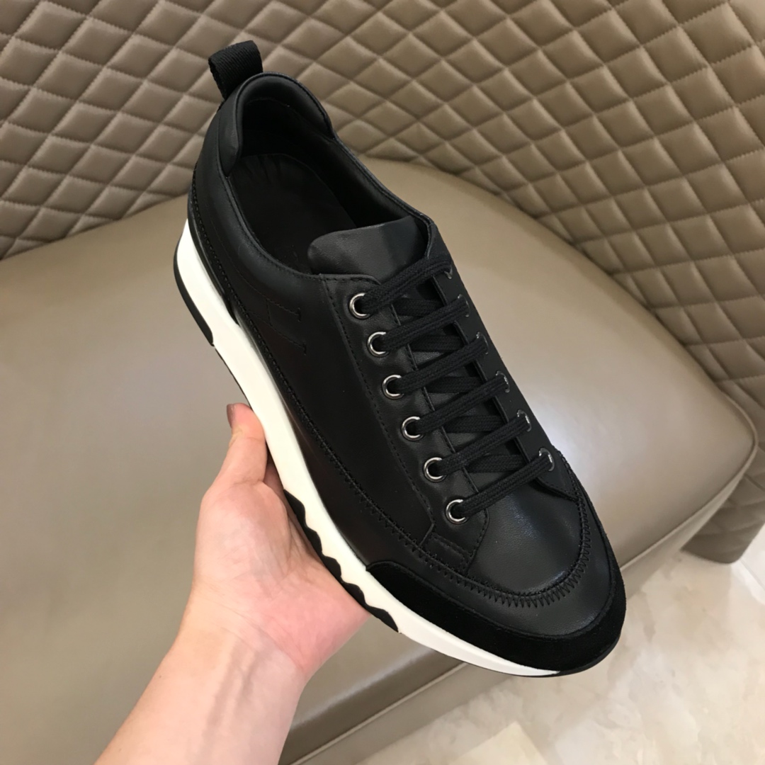 Hermes Sneaker TRAIL in Black