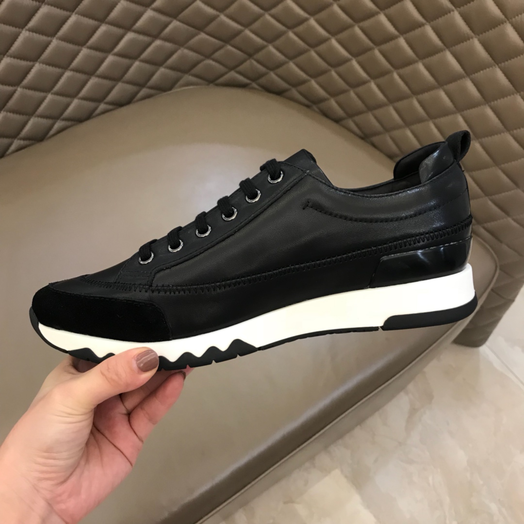 Hermes Sneaker TRAIL in Black