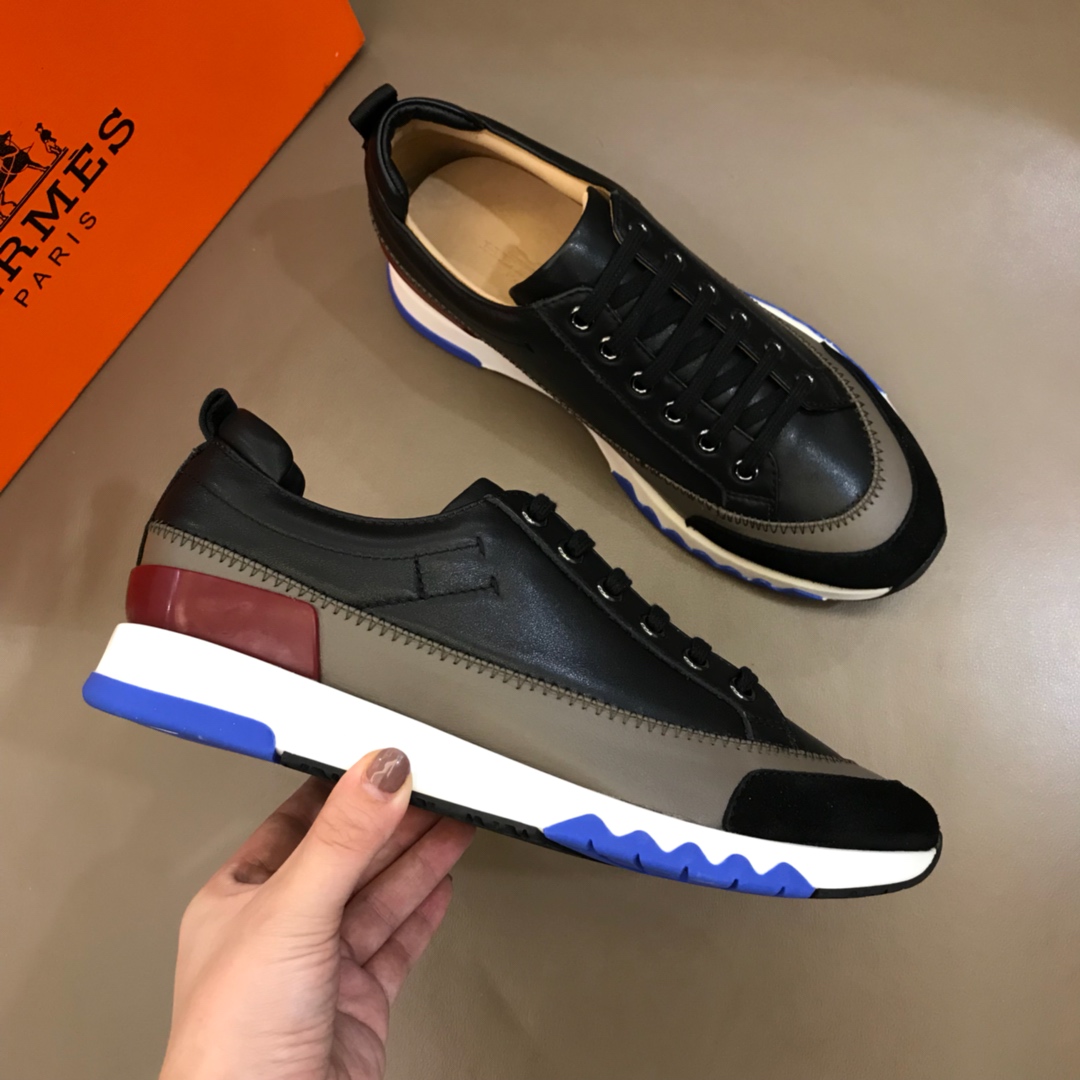 Hermes Sneaker TRAIL in Black