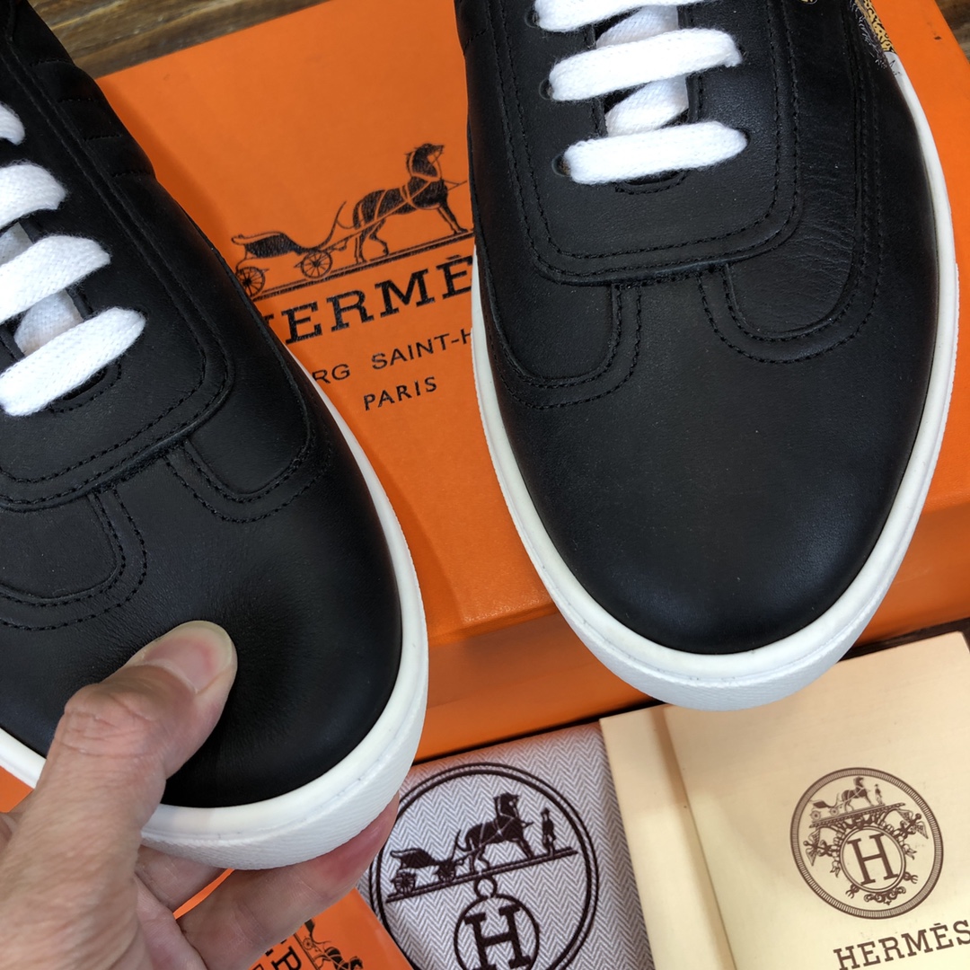 Hermes Sneaker Quicker in black with Yellow