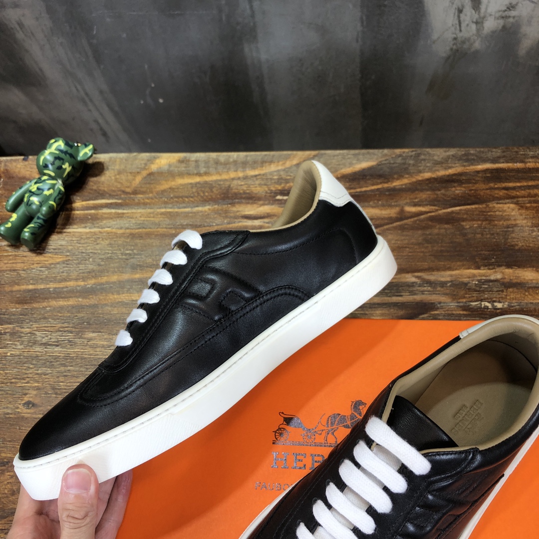 Hermes Sneaker Quicker in black with White