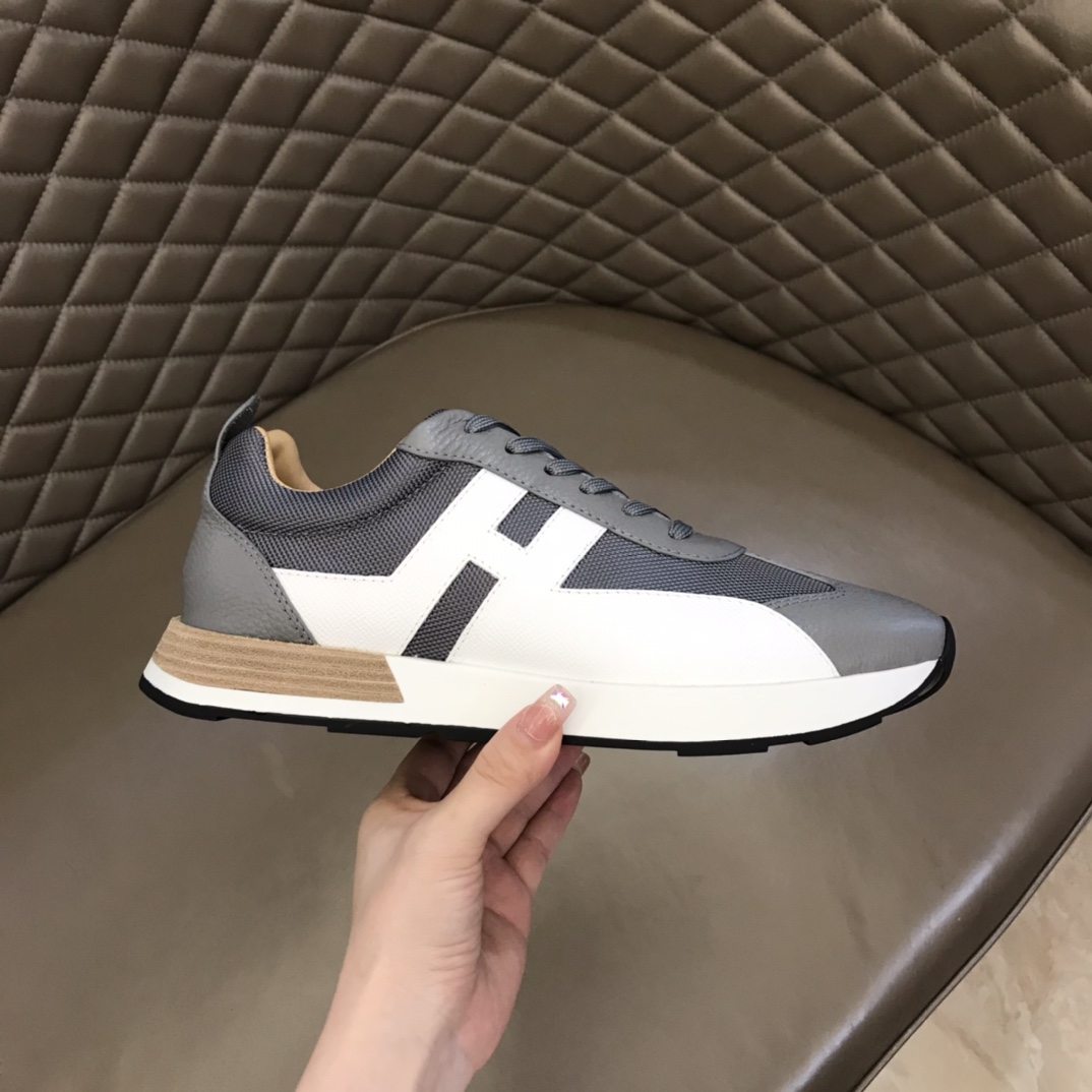 Hermes Sneaker in Gray