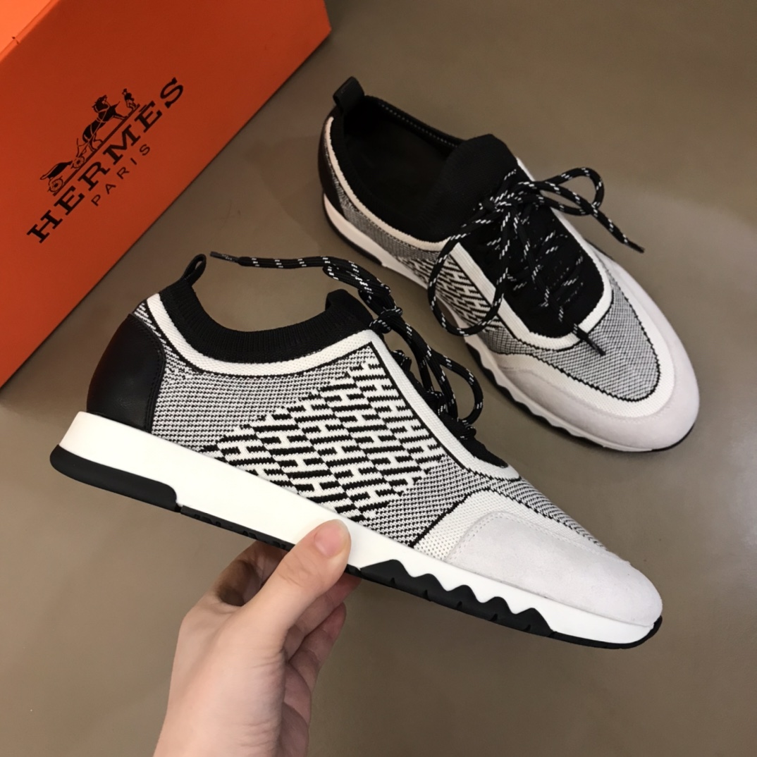 Hermes Sneaker Addict in Gray