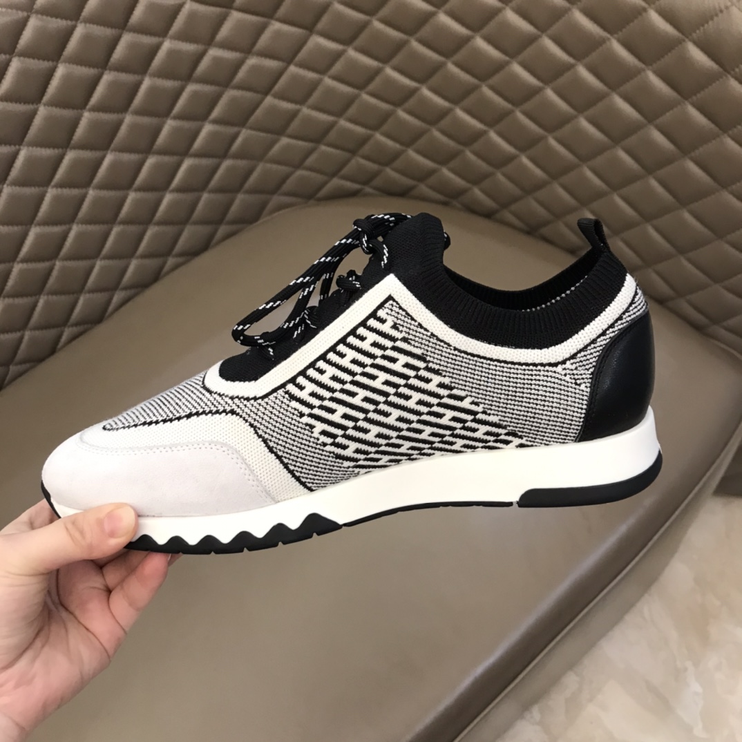 Hermes Sneaker Addict in Gray