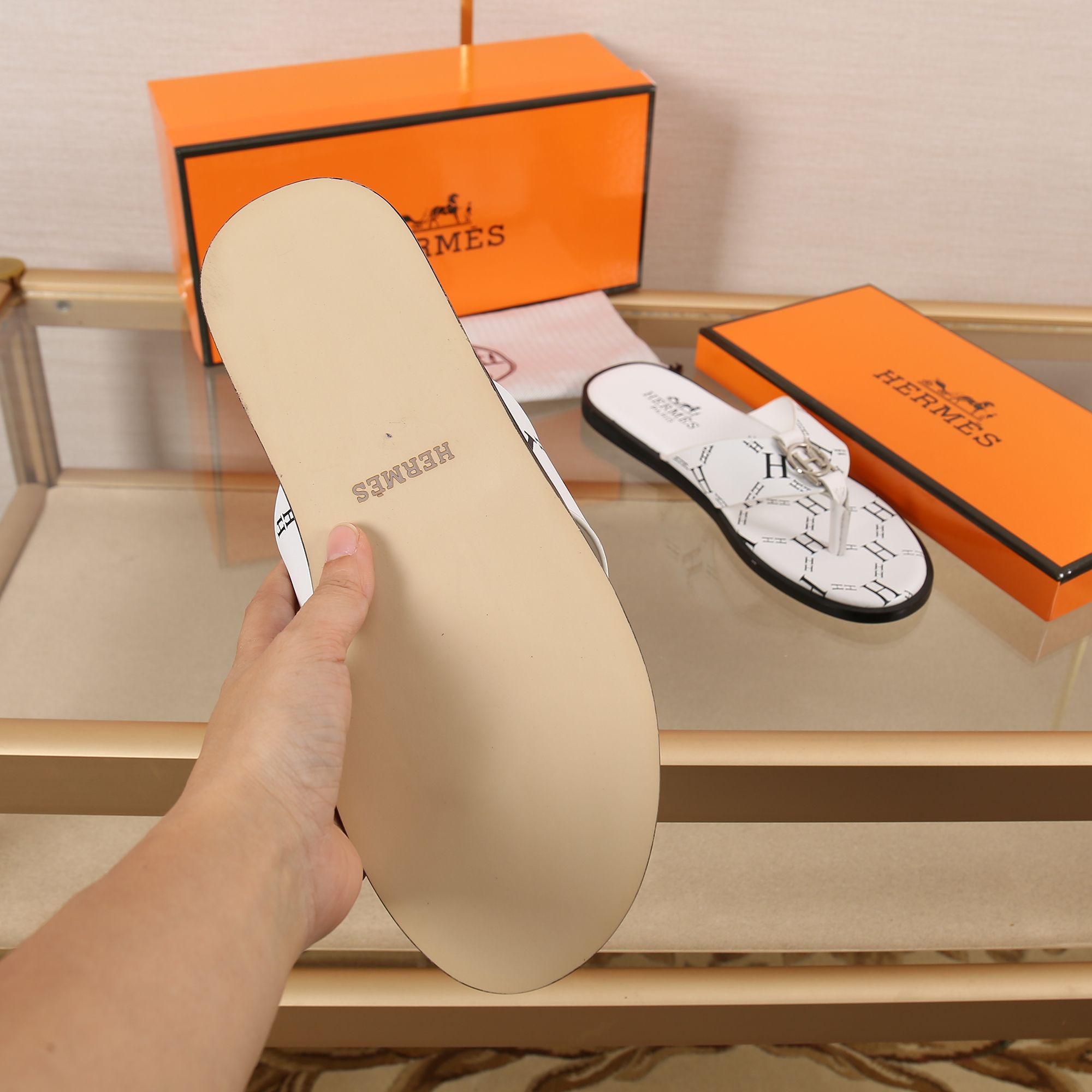 Hermes Slipper Lzmir in White