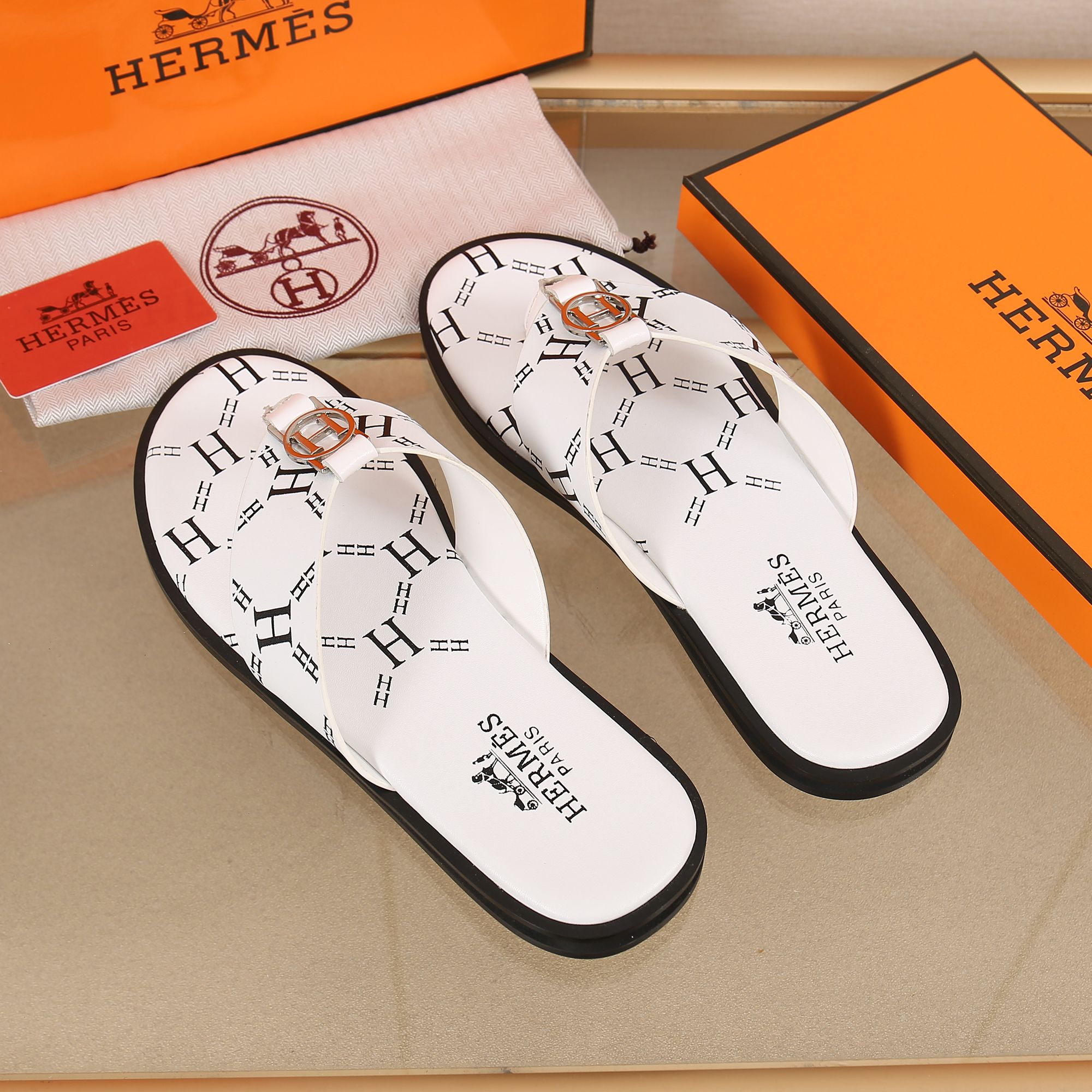 Hermes Slipper Lzmir in White