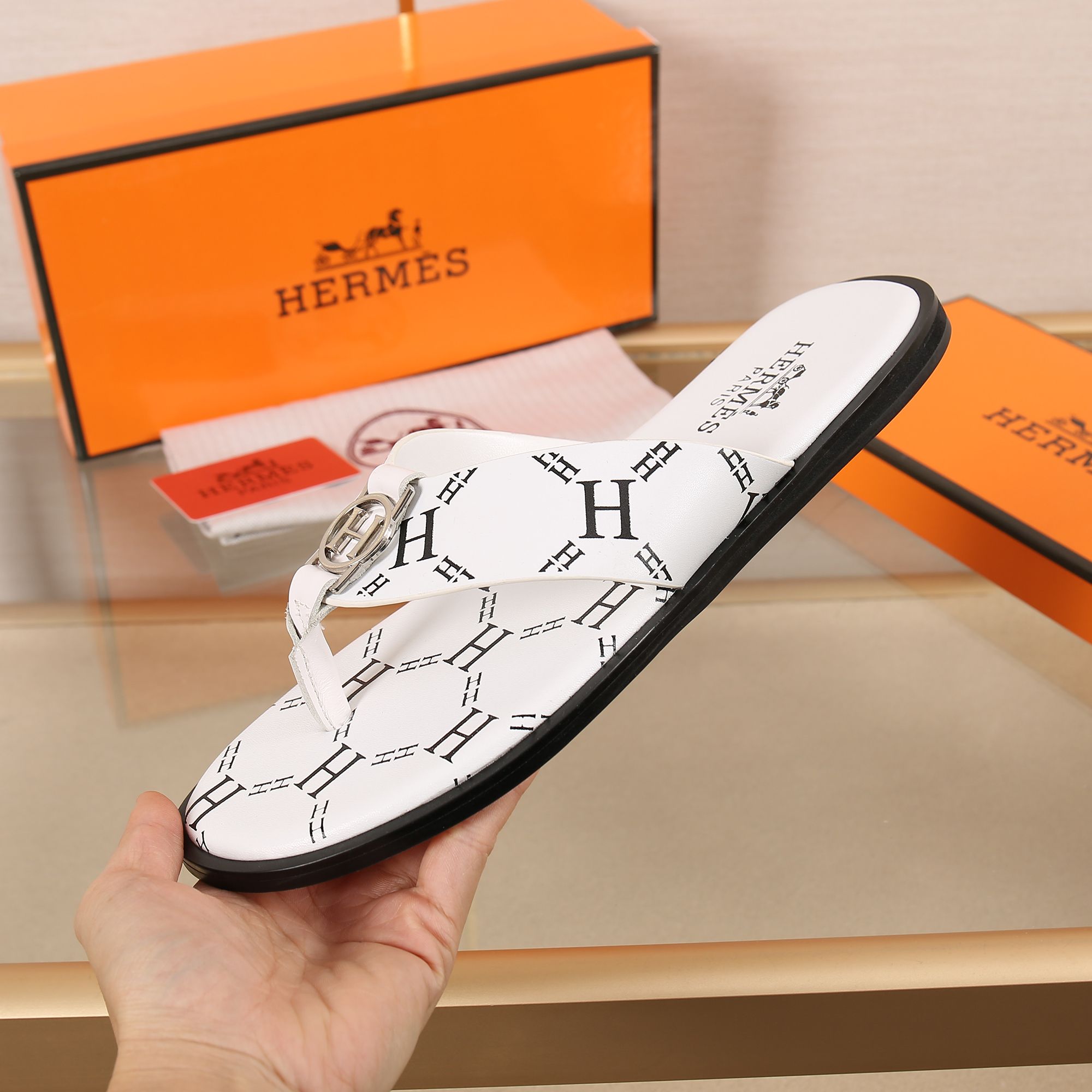 Hermes Slipper Lzmir in White