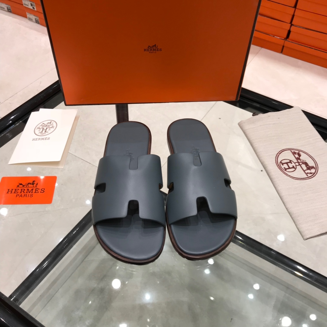 Hermes Slipper Lzmir in Gray