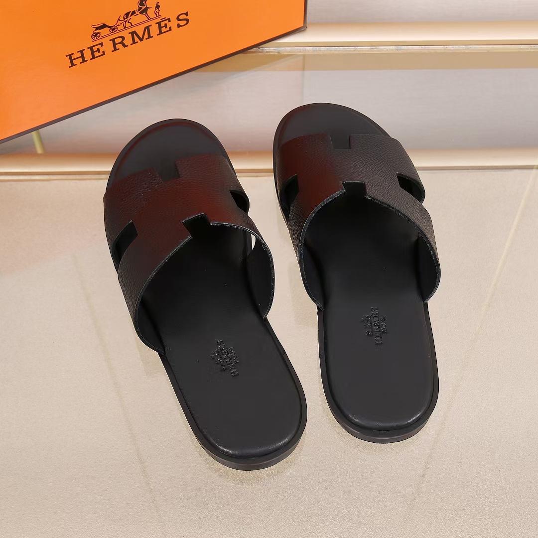 Hermes Slipper Lzmir in Black