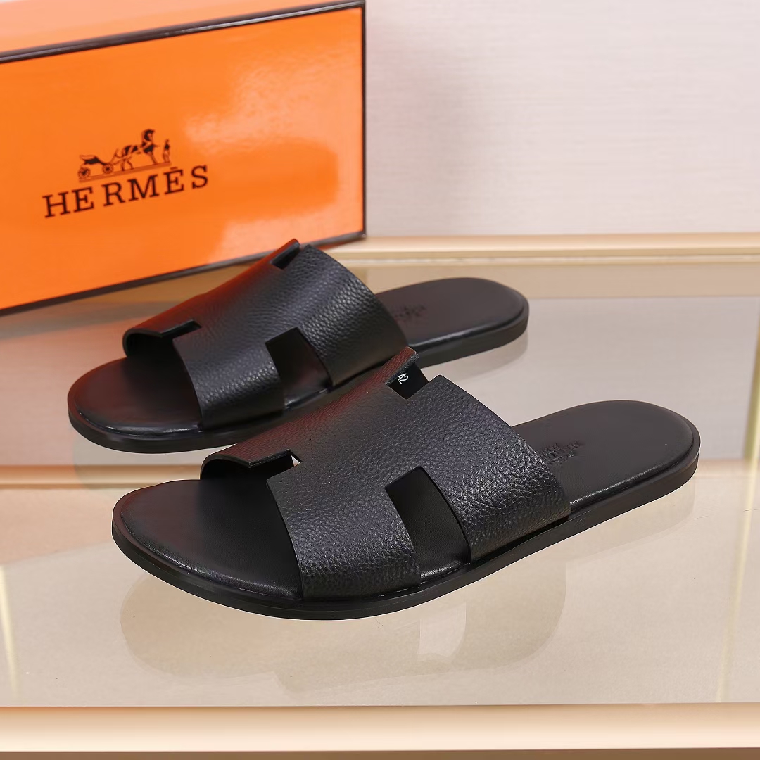 Hermes Slipper Lzmir in Black