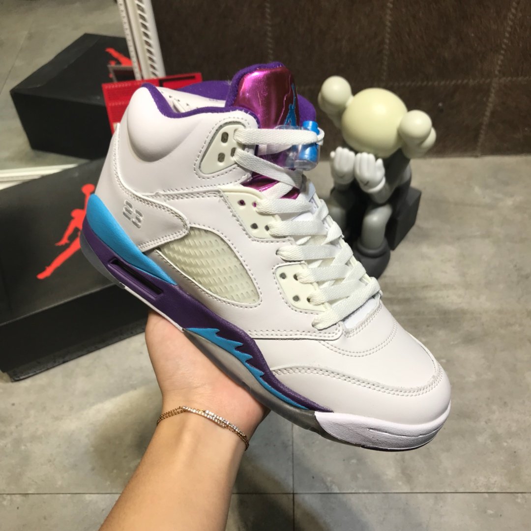 High Quality Air Jordan V Retro-003 Fashion Design With Cool White Surface