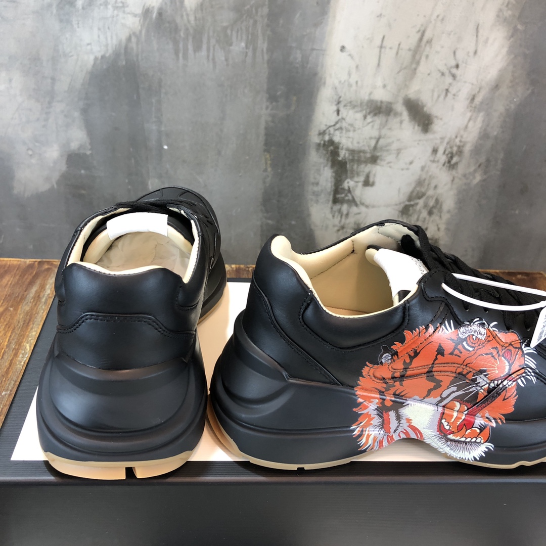 Gucci Sneaker Rhyton Vintage in Black Tiger