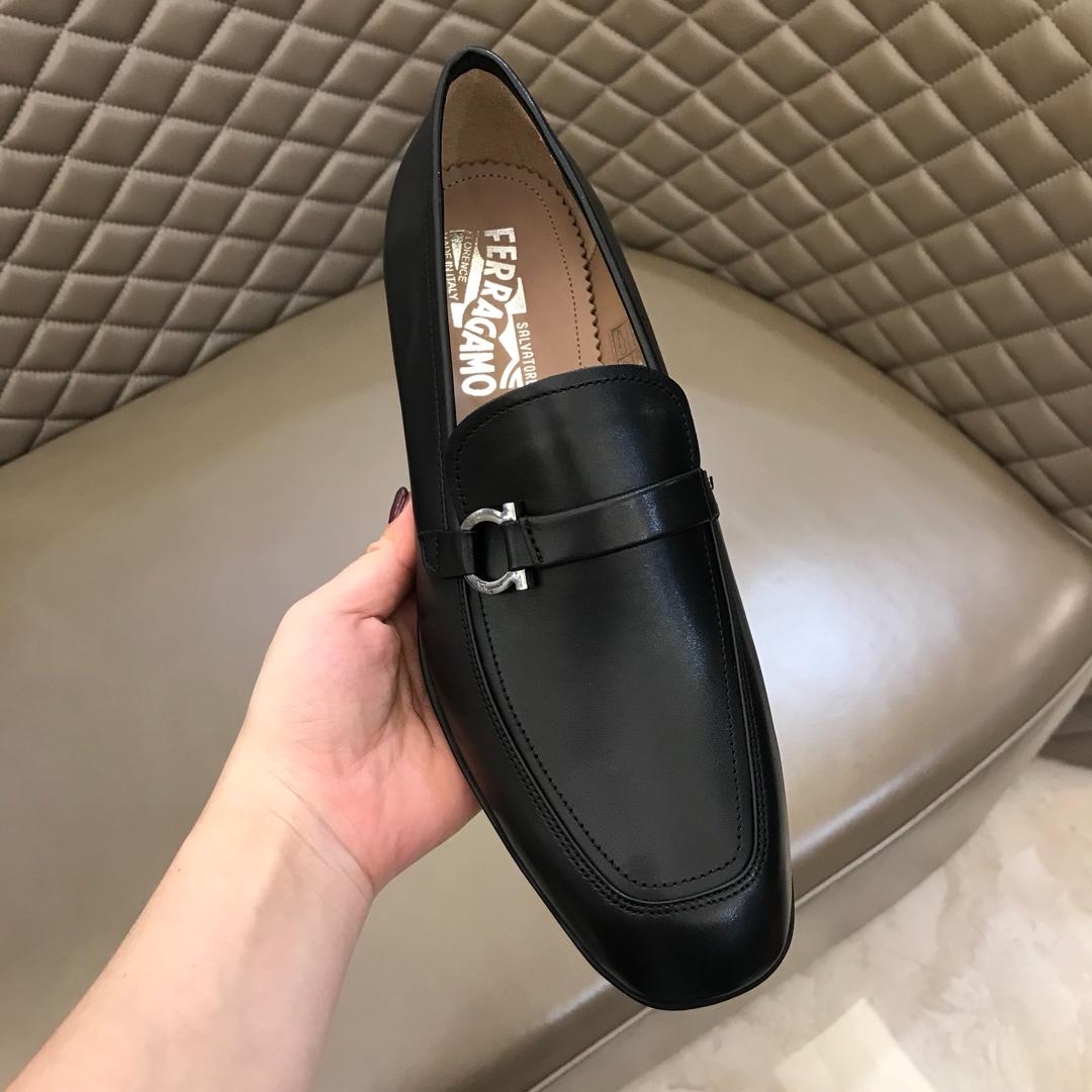 Salvatore Ferragamo Black leather Fashion Perfect Quality Loafers MS02978