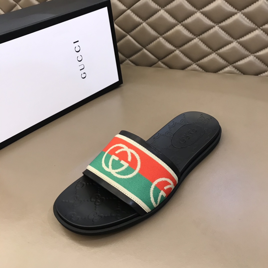 Gucci Slipper in Black with Red and Green Logo