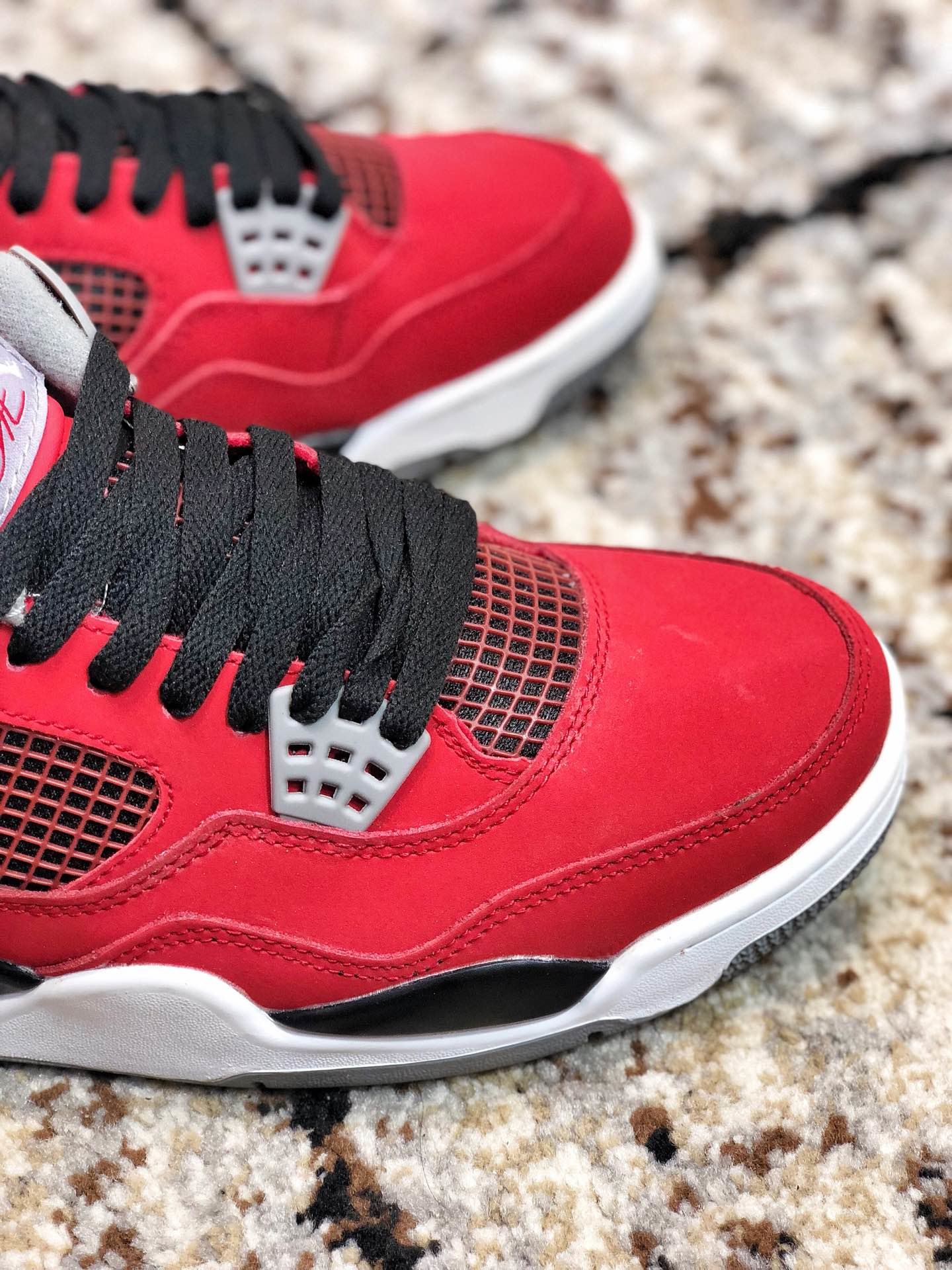 High Quality Air Jordan IV Toro Red