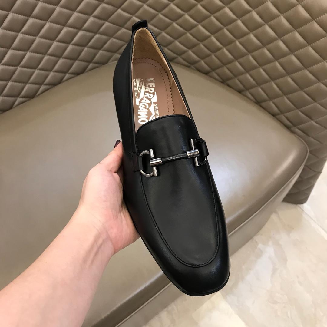 Salvatore Ferragamo Black leather Fashion Perfect Quality Loafers With Sliver Buckle MS02987