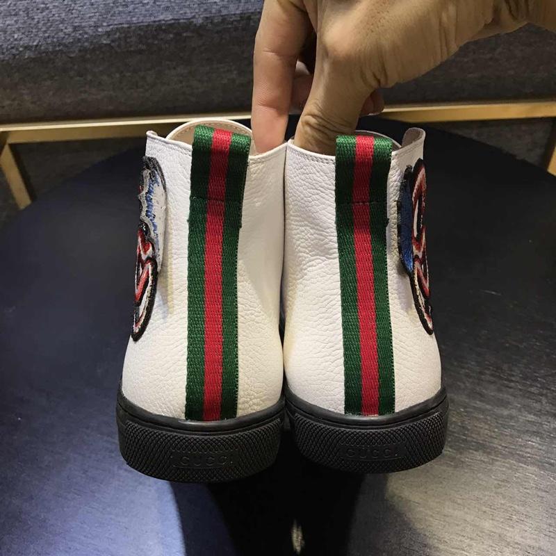 Gucci High Top High Quality Sneaker White and snake print with black sole MS05014
