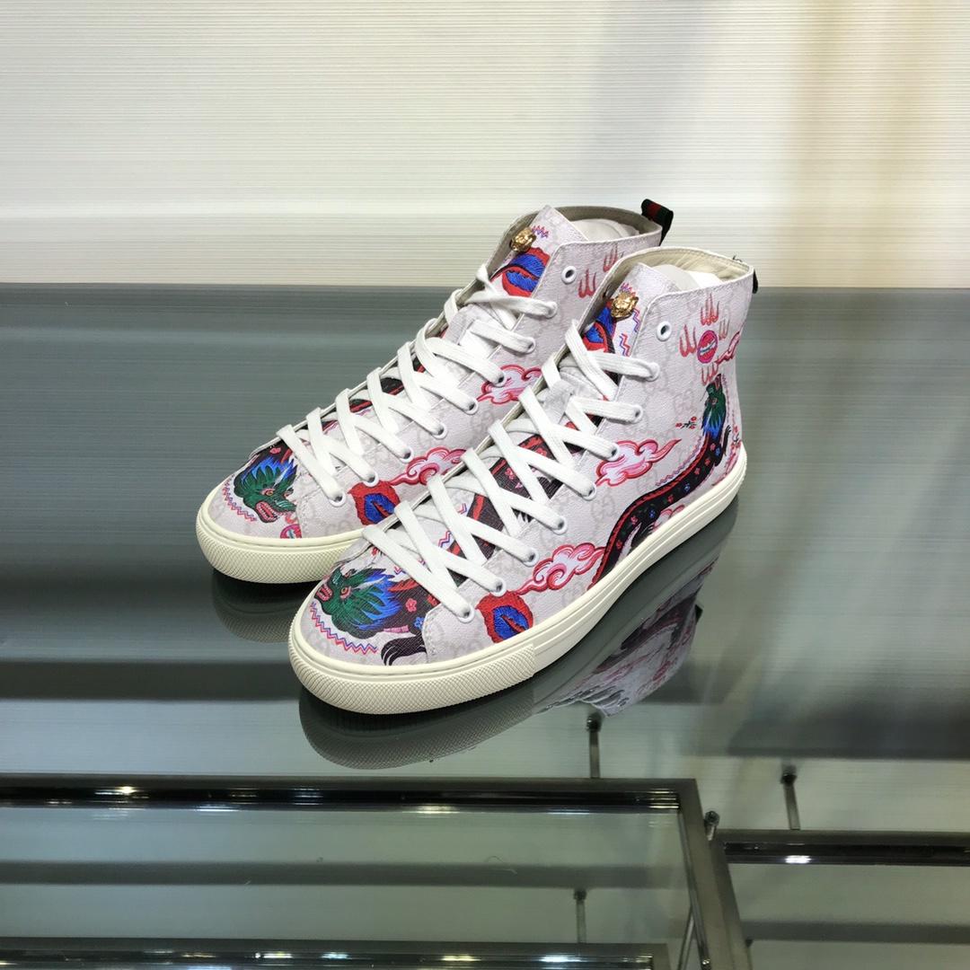 Gucci High Top High Quality Sneaker White and sky dragon print with white sole MS05004