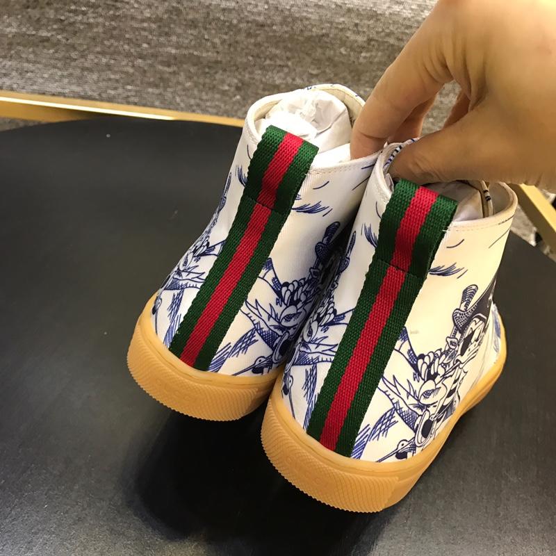 Gucci High Top High Quality Sneaker White and Disney print and brown sole MS05027