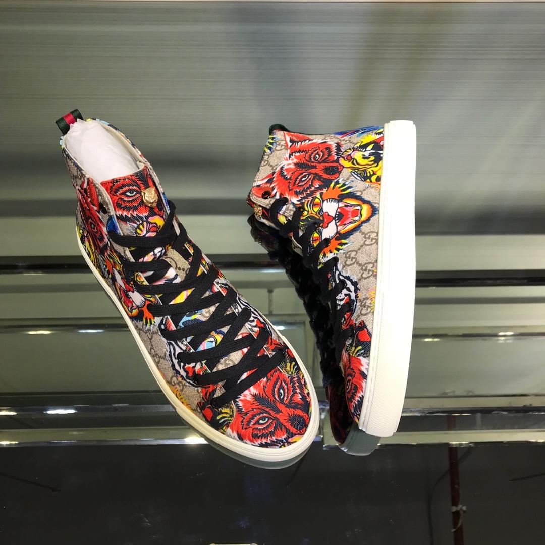 Gucci High Top High Quality Sneaker Red and wolf print with white sole MS05007