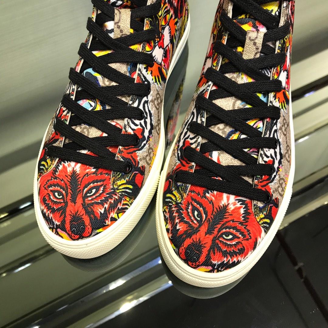 Gucci High Top High Quality Sneaker Red and wolf print with white sole MS05007