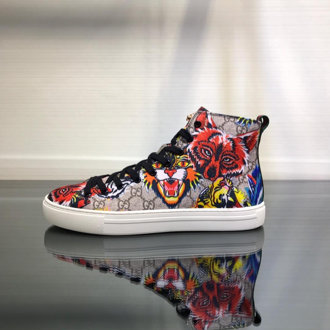 Gucci High Top High Quality Sneaker Red and wolf print with white sole MS05007