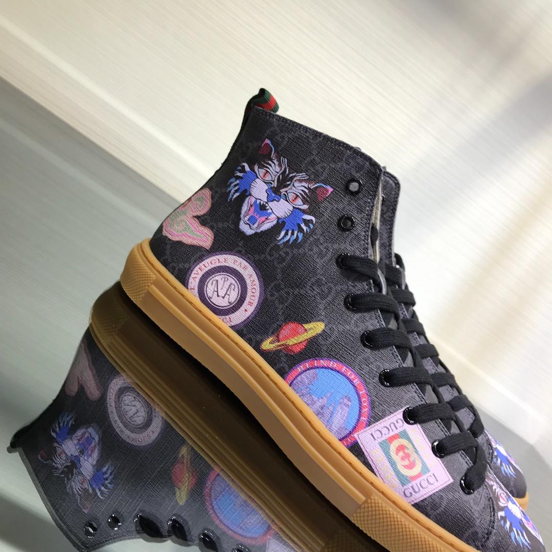 Gucci High Top High Quality Sneaker Black and cat print with brown sole MS05036