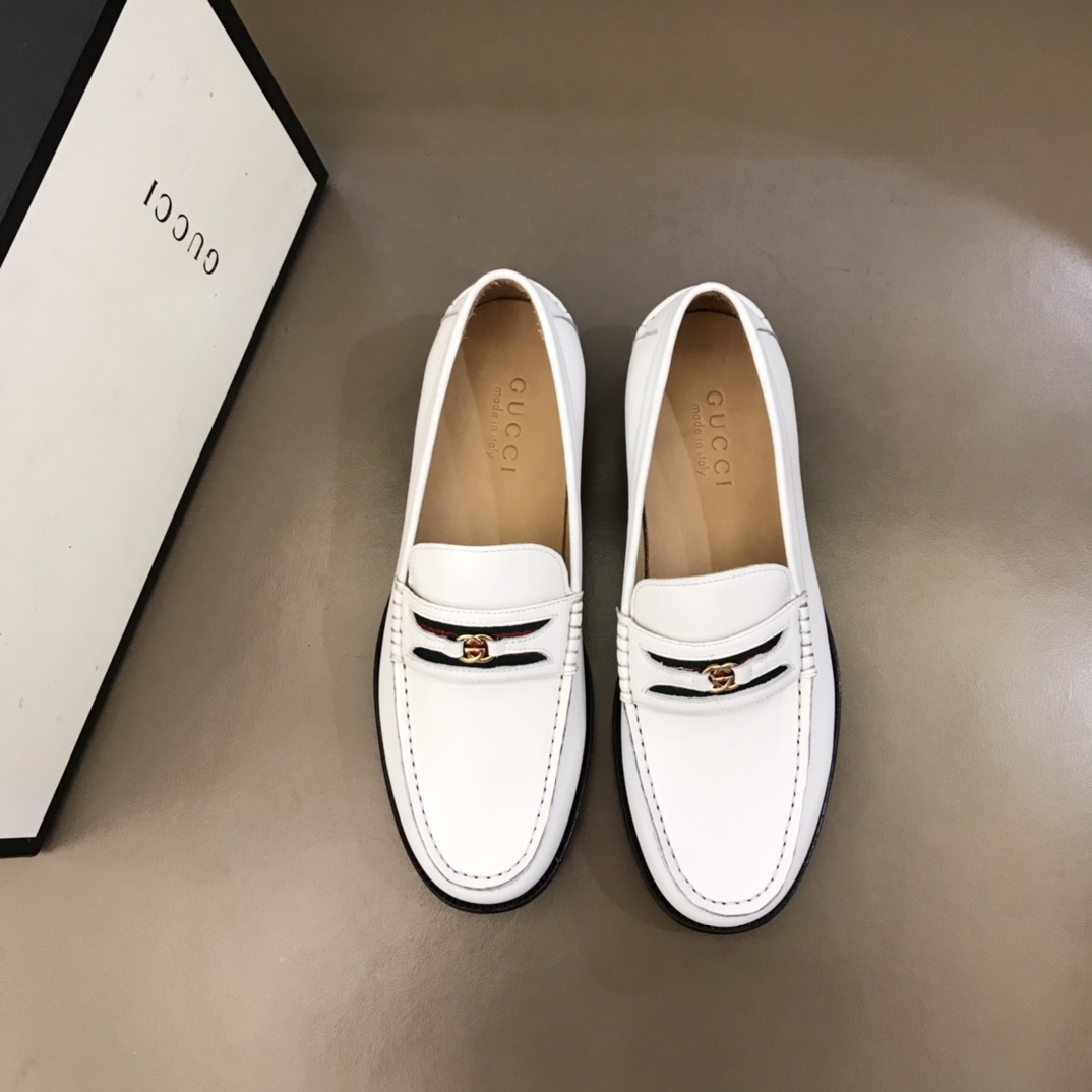 Gucci Dress Shoe in White