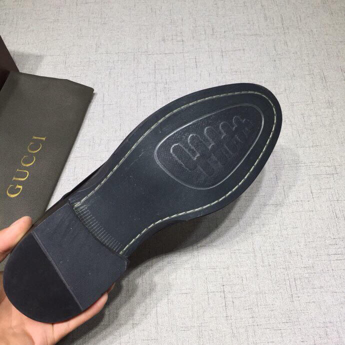 Gucci Black Leather loafer MS07591