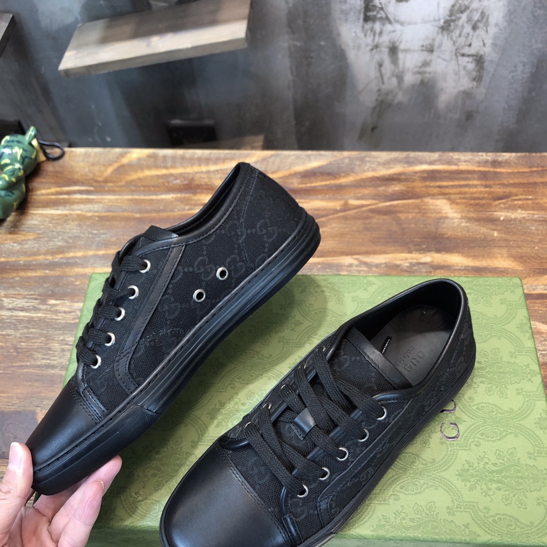 GUCCI 2022 New arrival double G sneaker