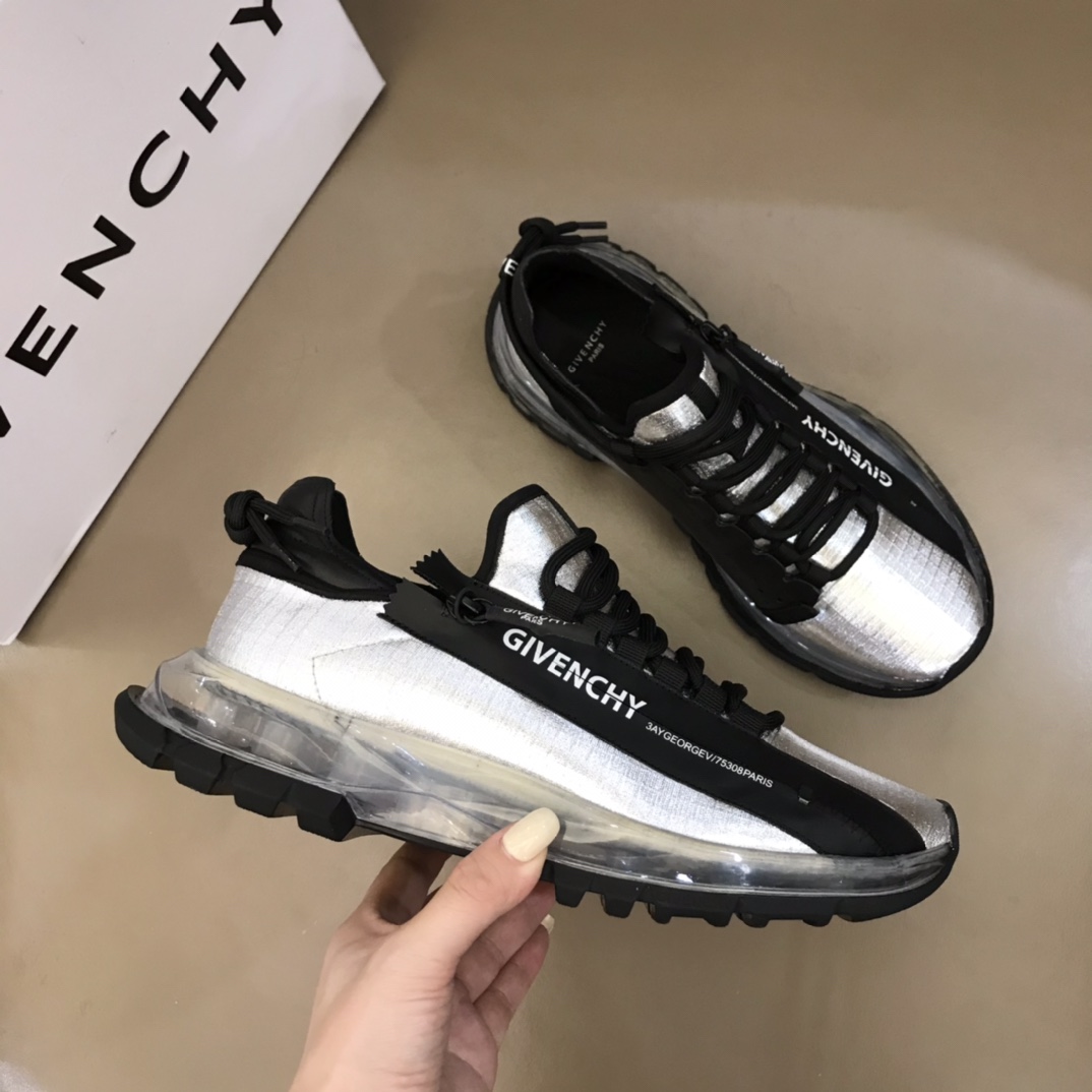 Givenchy Sneaker Spectre Low Runners with Zip