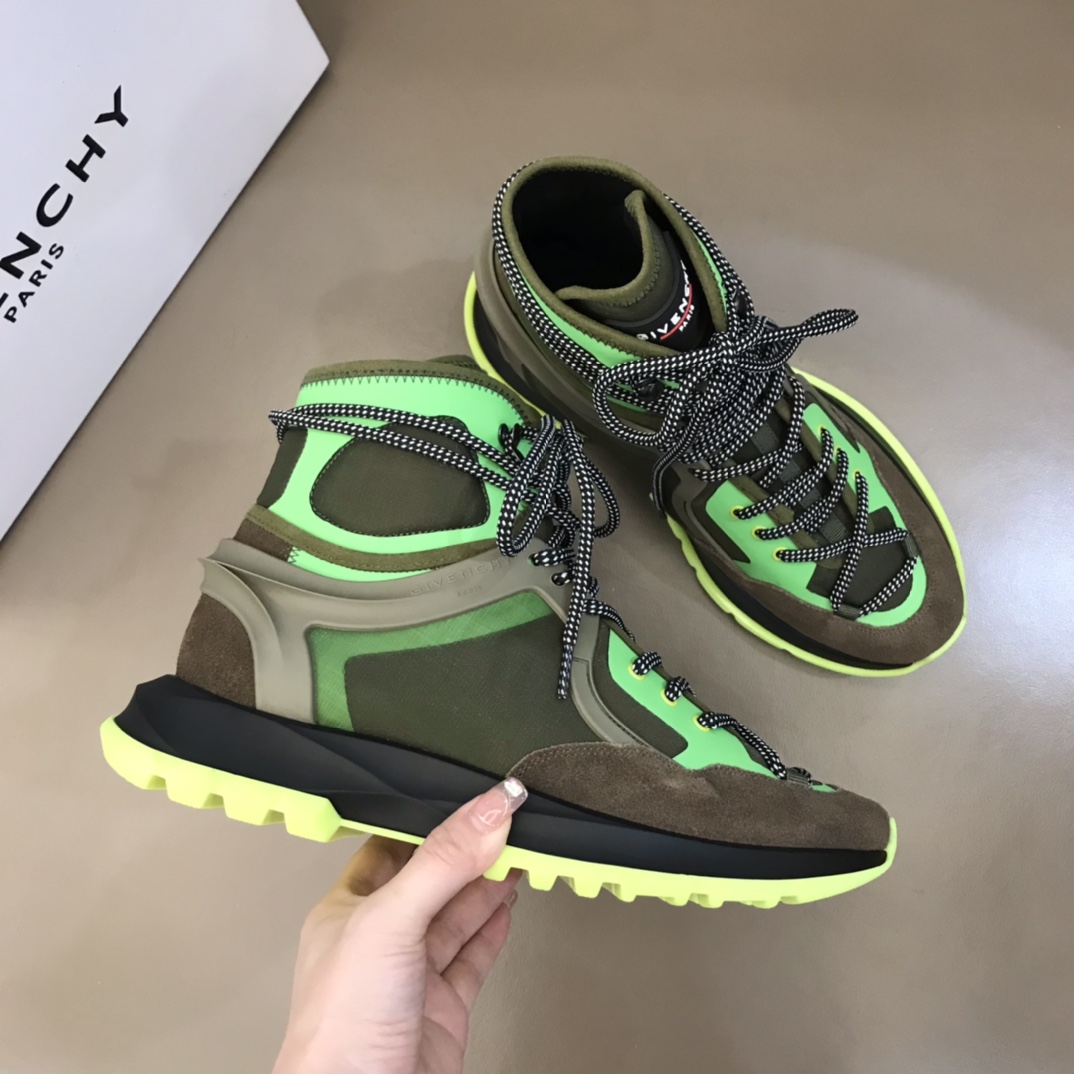 Givenchy Sneaker Spectre Low Runners High