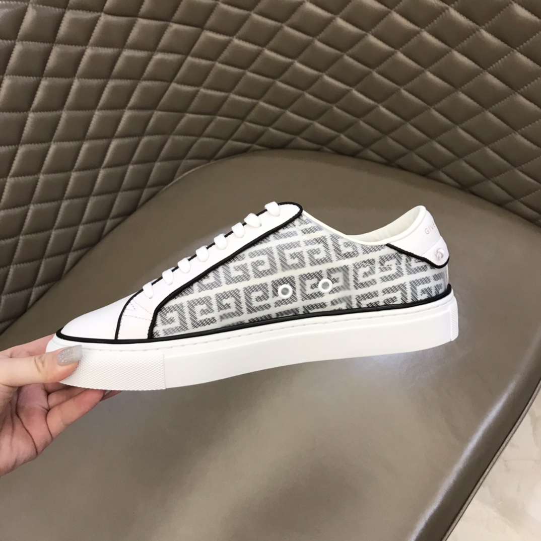 Givenchy Sneaker Spectre Low Runners 