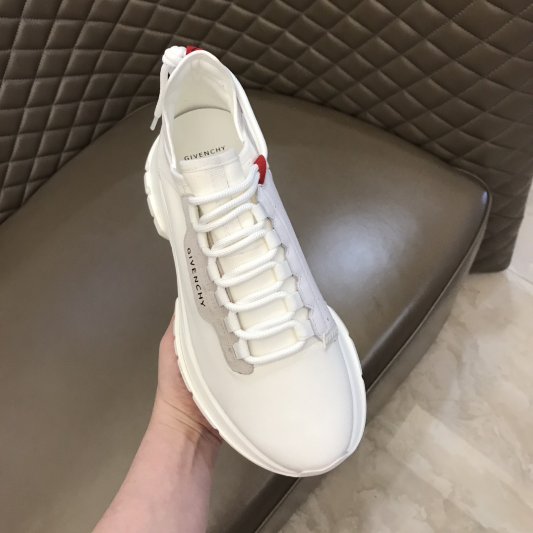 Givenchy Sneaker Spectre Low Runners 