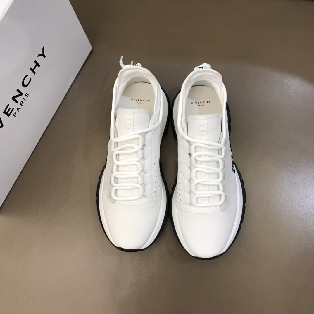 Givenchy Sneaker Spectre Low Runners 